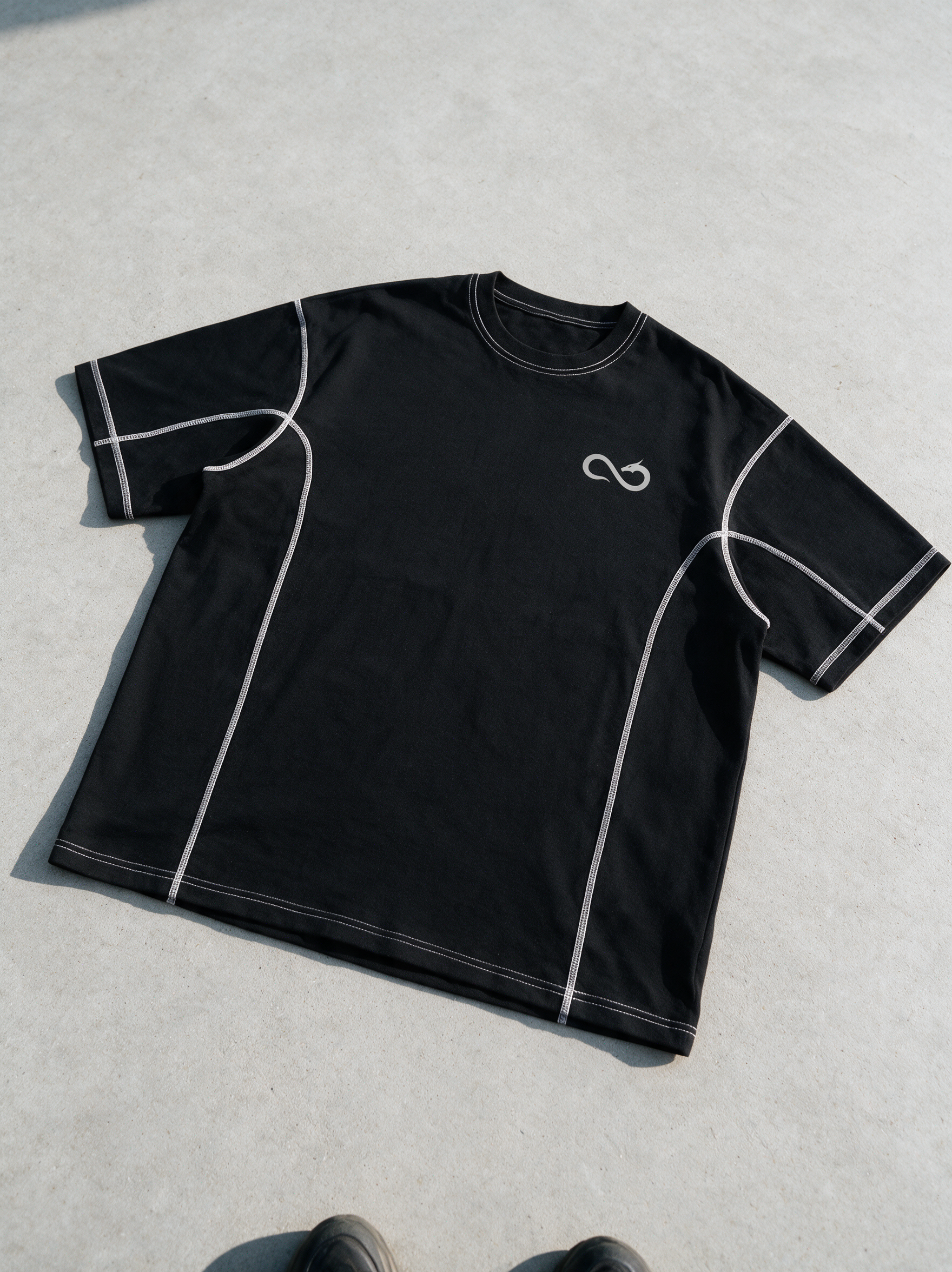OURO Contrast-Stitched T-Shirt