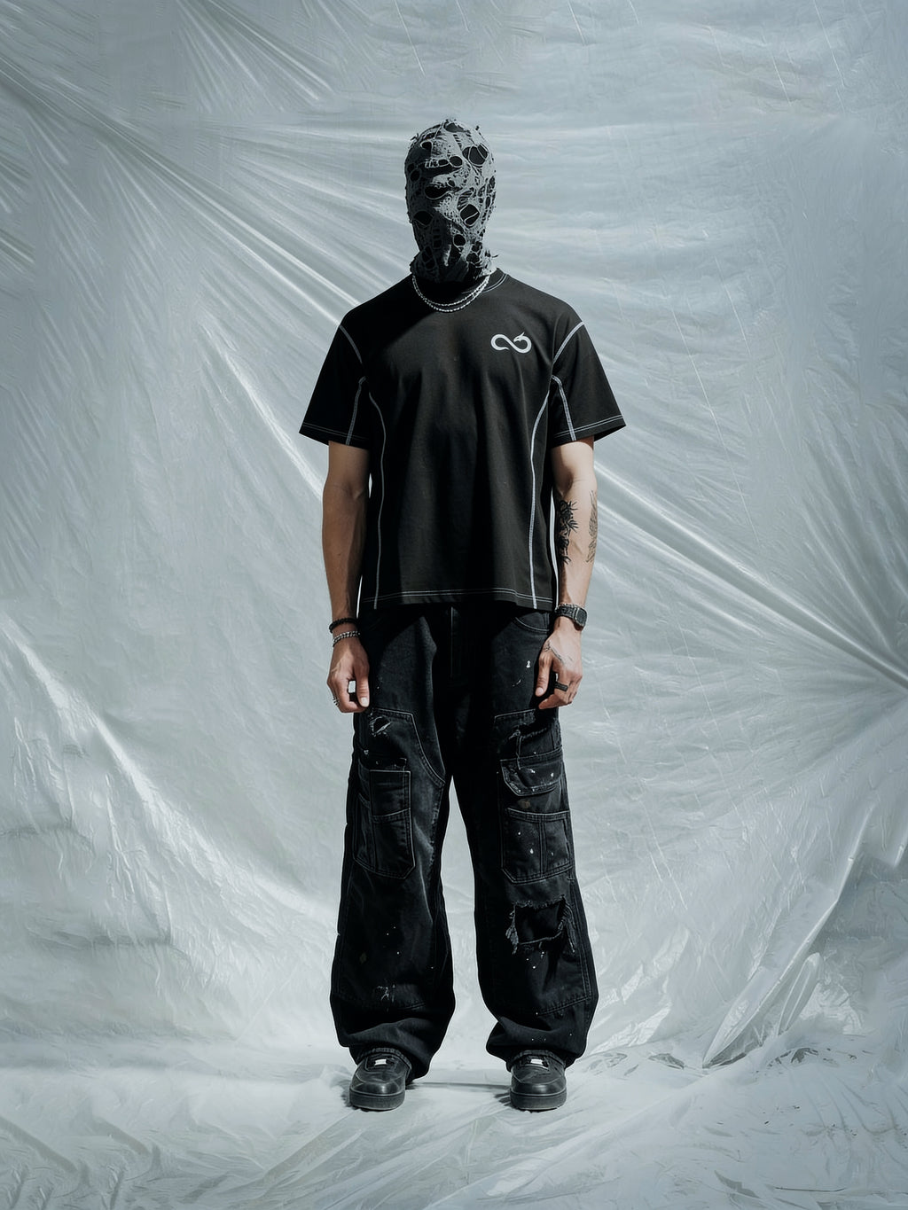 OURO Contrast-Stitched T-Shirt